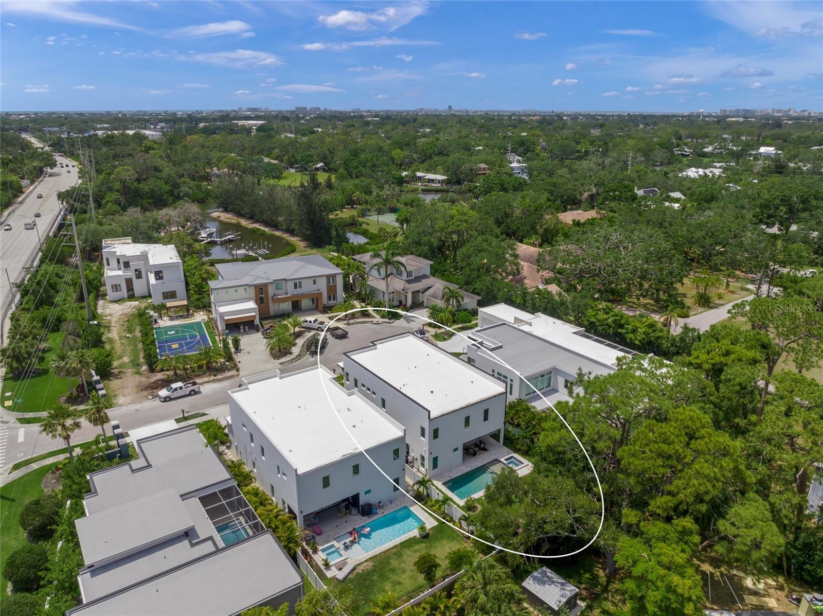 Image 39 of 58 For 4726 Rivetta Court