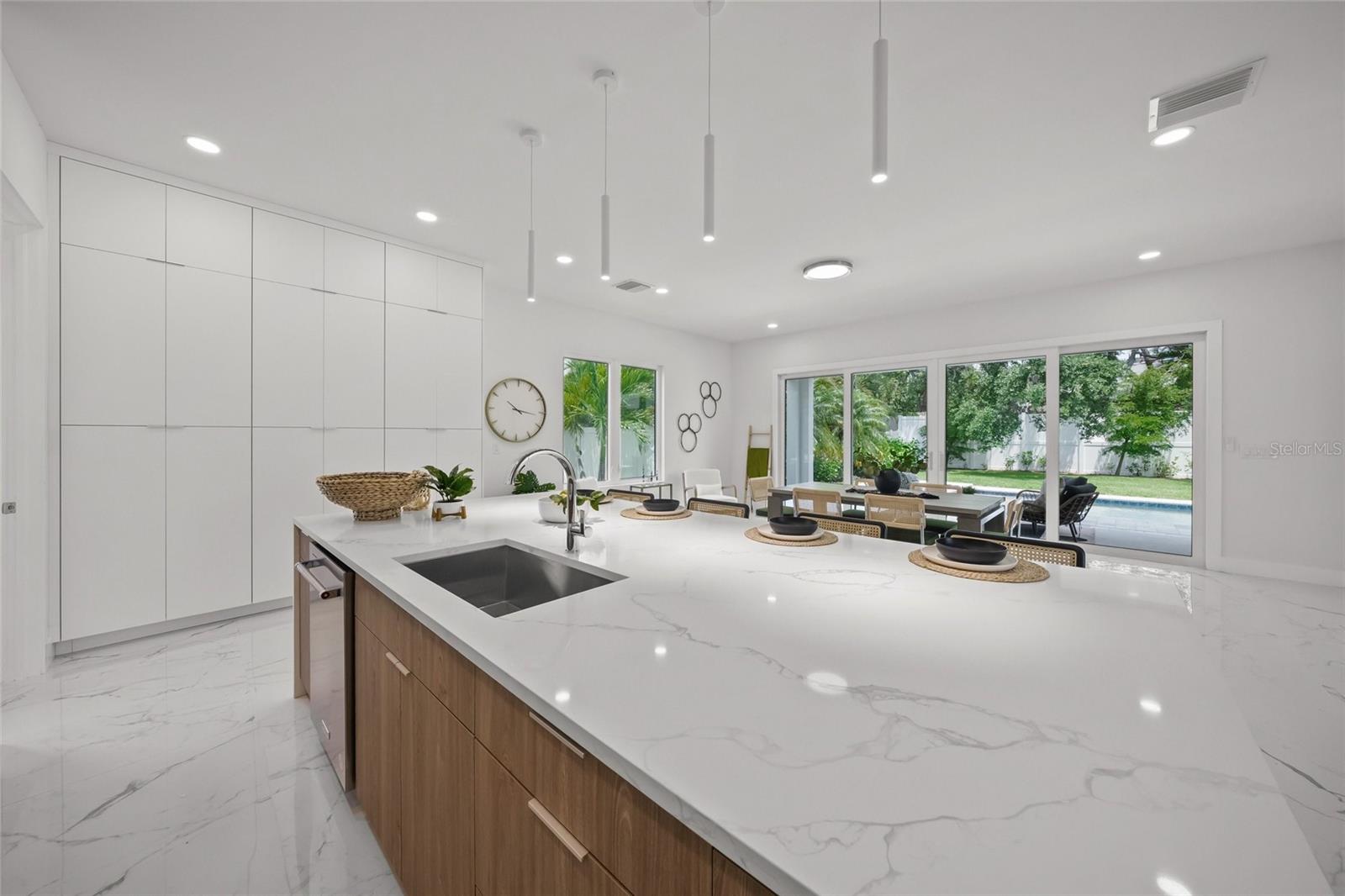 Image 5 of 58 For 4726 Rivetta Court