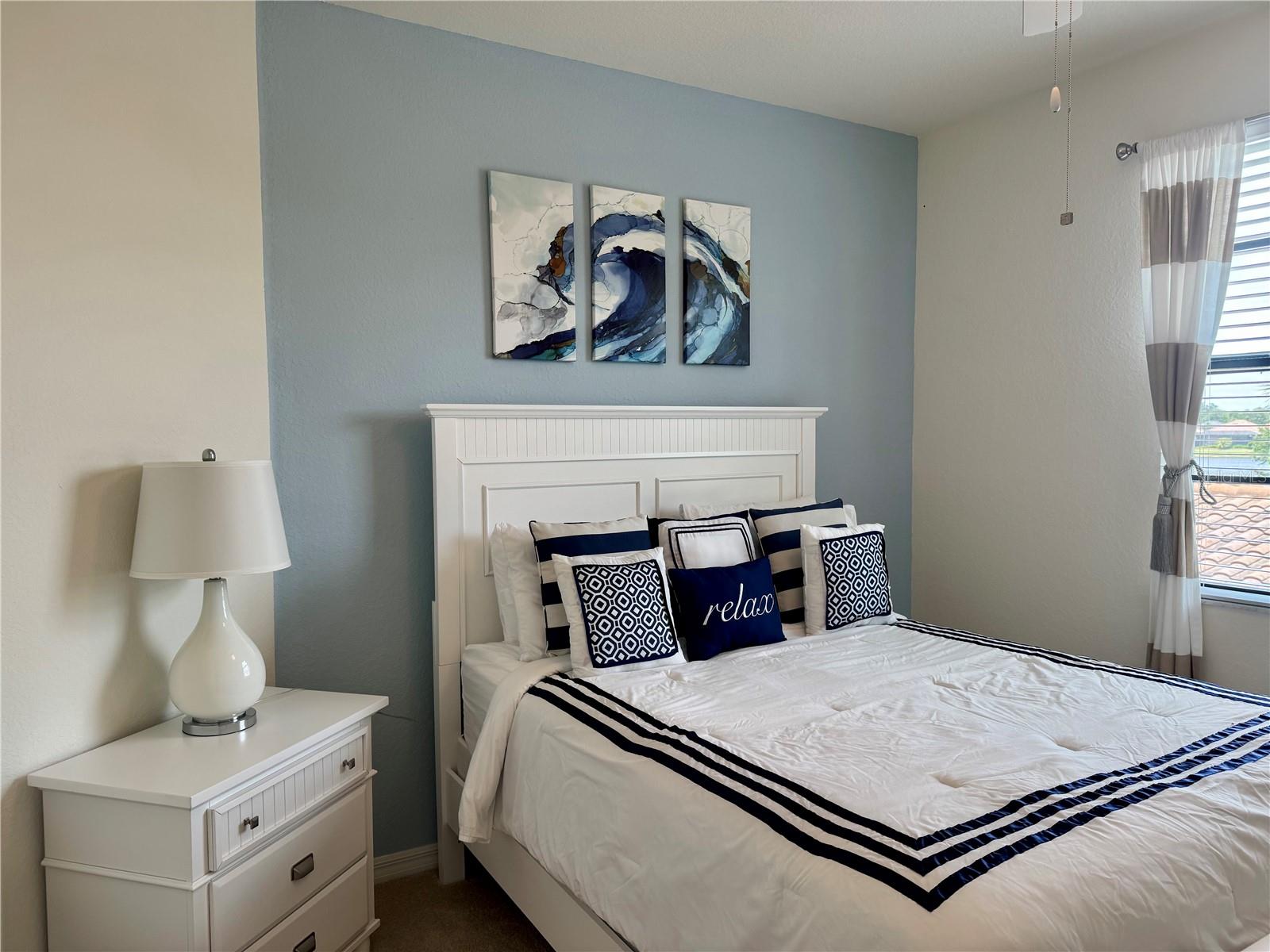 Image 10 of 92 For 16904 Vardon Terrace 201