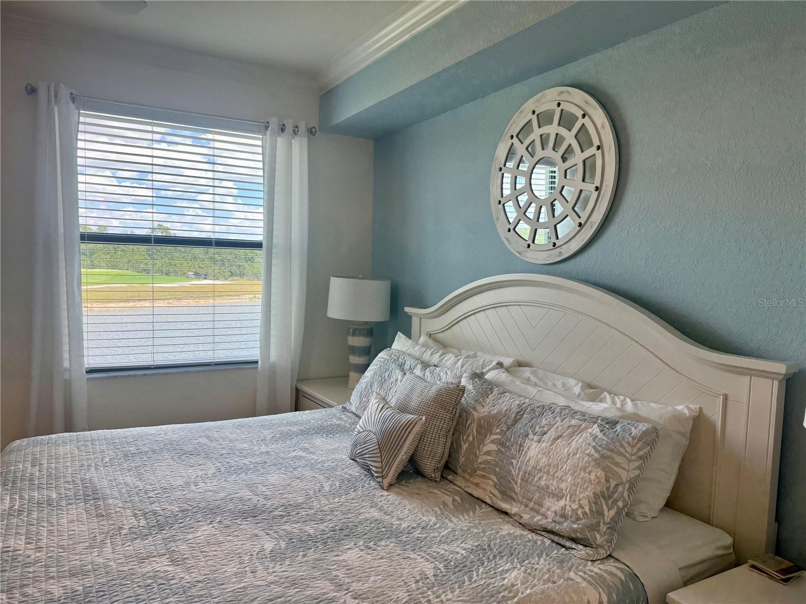 Image 15 of 92 For 16904 Vardon Terrace 201
