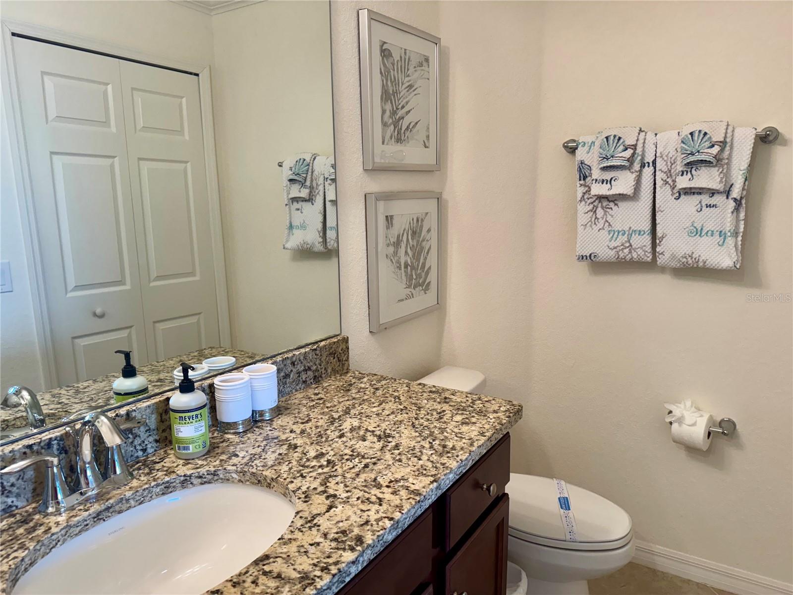 Image 17 of 92 For 16904 Vardon Terrace 201