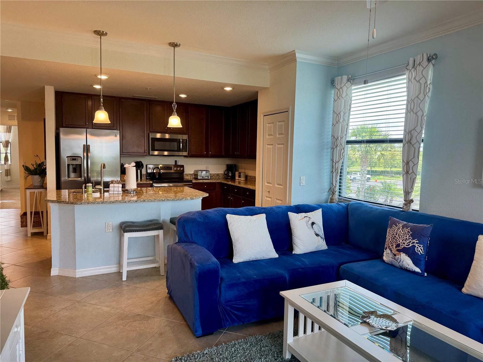 Image 4 of 92 For 16904 Vardon Terrace 201