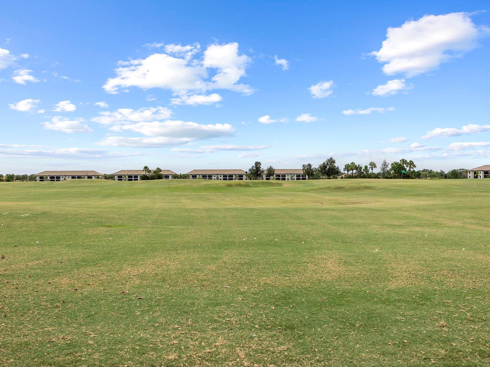 Image 85 of 92 For 16904 Vardon Terrace 201