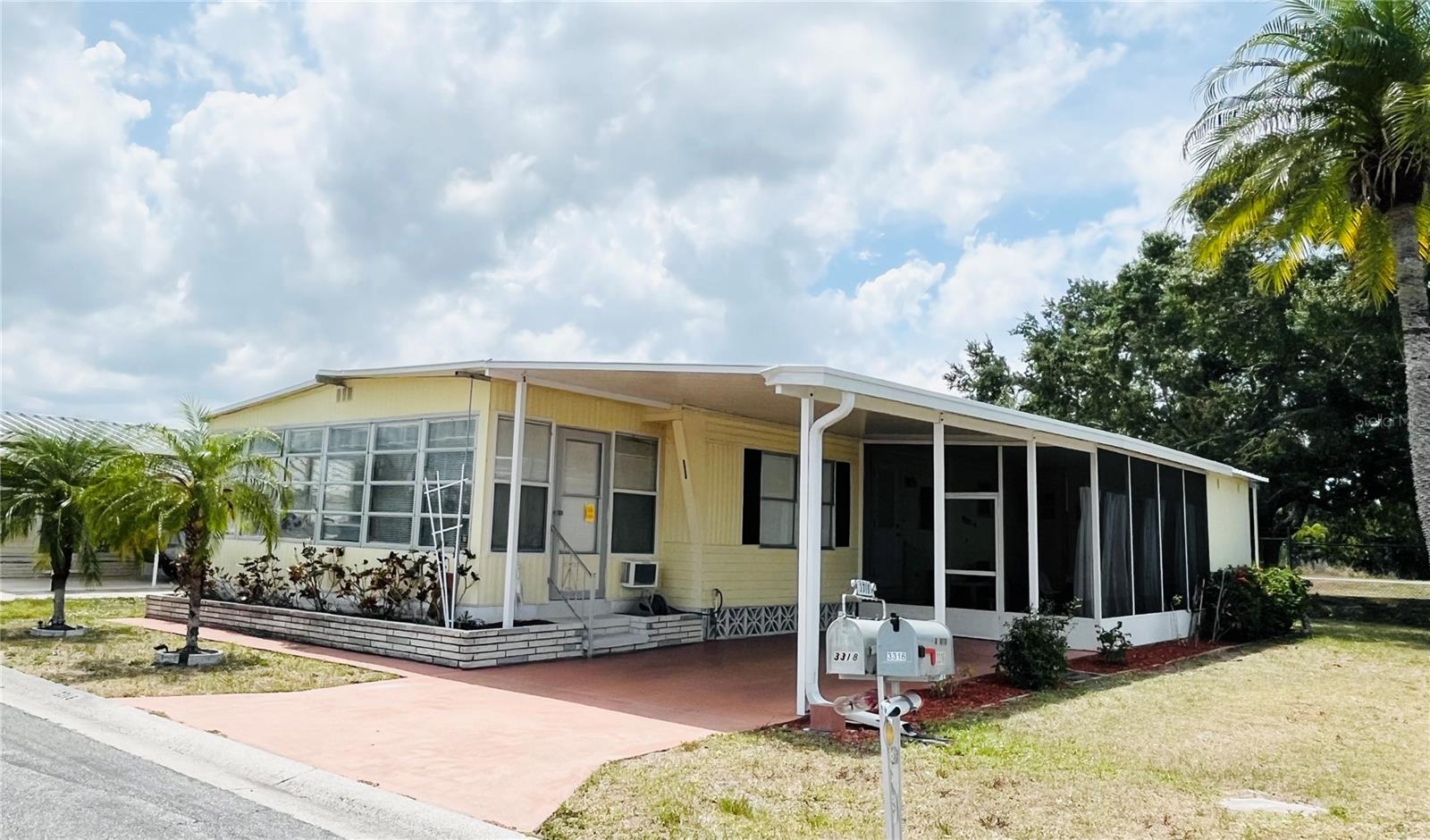 Image 2 of 64 For 3318 Oakwood Boulevard S