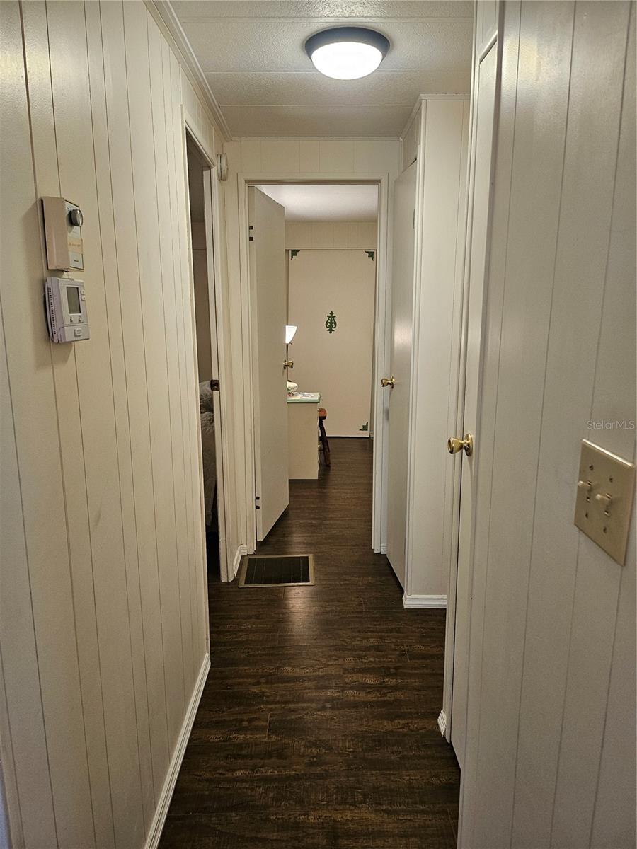 Image 20 of 64 For 3318 Oakwood Boulevard S