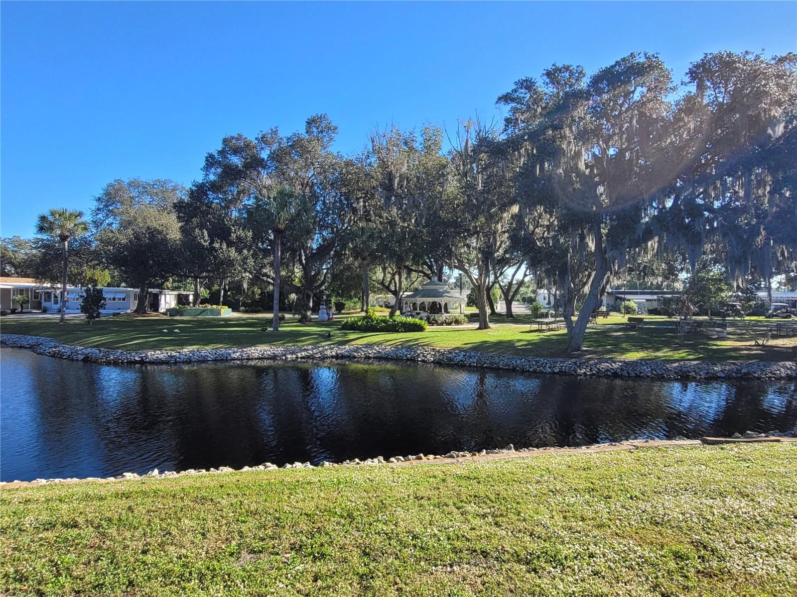 Image 63 of 64 For 3318 Oakwood Boulevard S