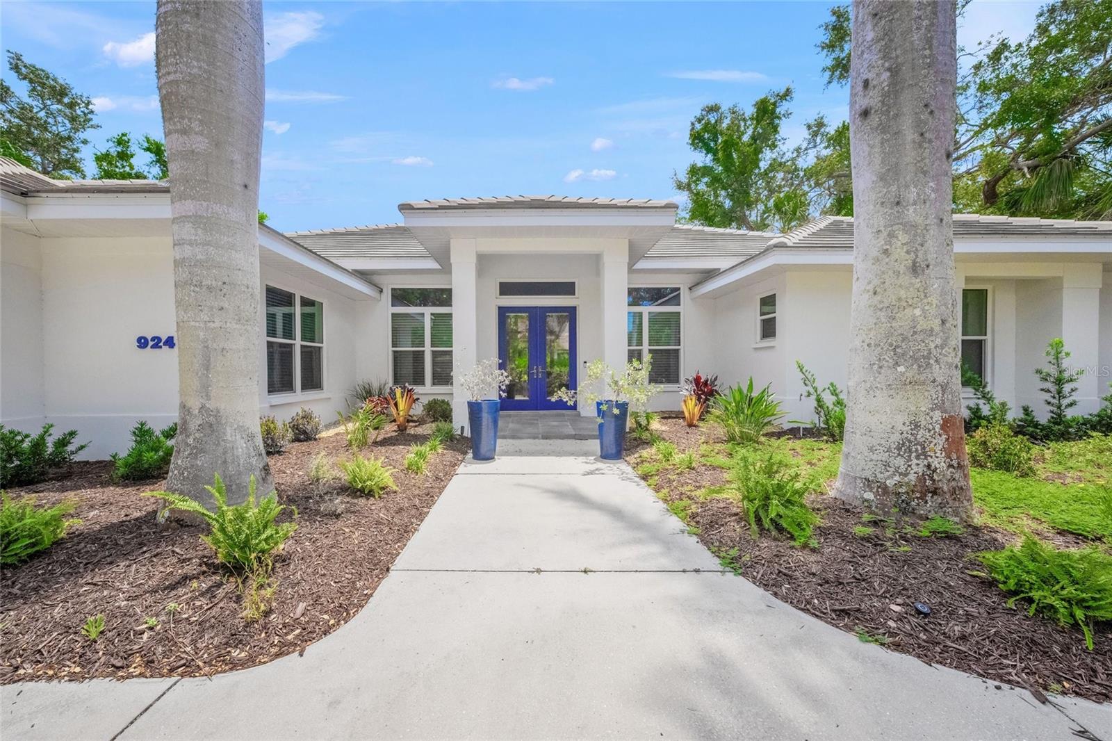 Image 2 of 46 For 924 Indian Beach Drive