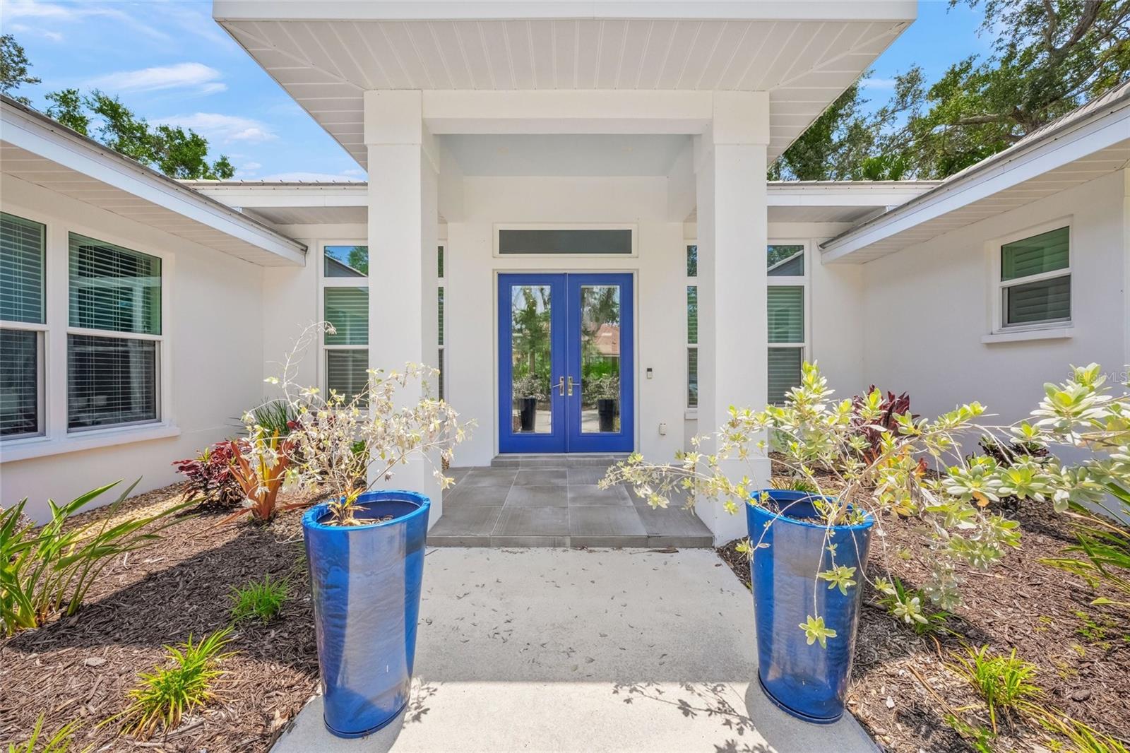 Image 3 of 46 For 924 Indian Beach Drive