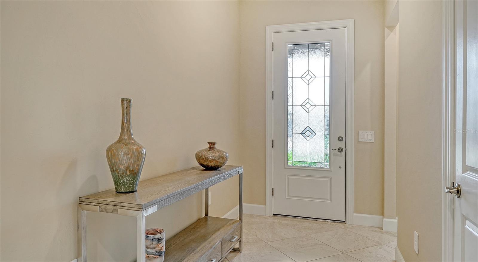 Image 19 of 53 For 17905 Waterville Place