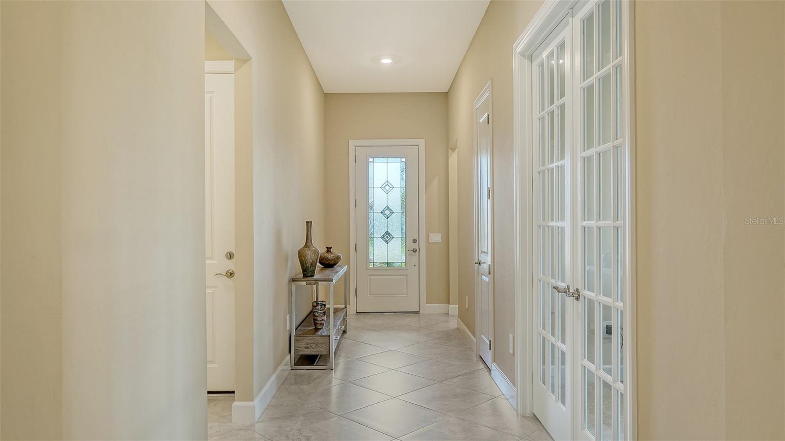 Image 21 of 53 For 17905 Waterville Place