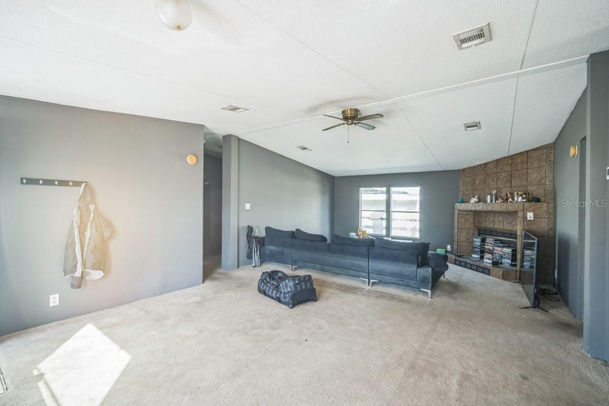 Image 10 of 24 For 5829 Coventry Drive