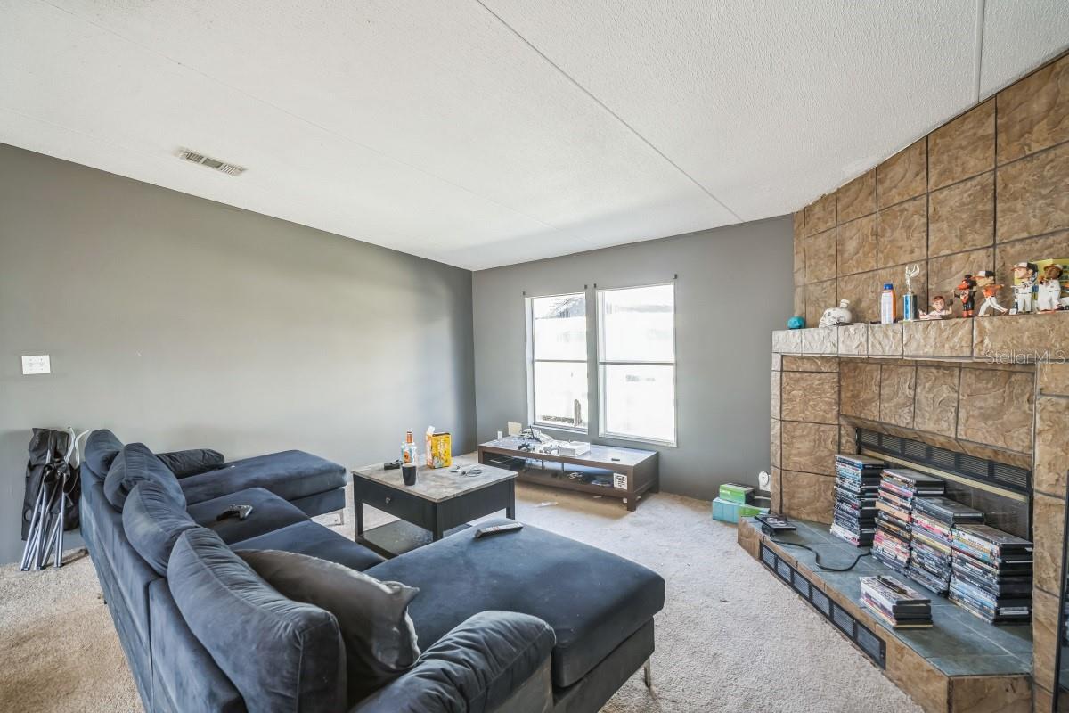 Image 9 of 24 For 5829 Coventry Drive