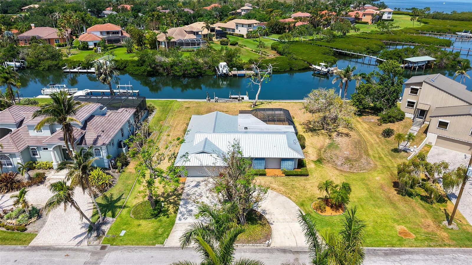 Image 2 of 50 For 4361 Pompano Lane