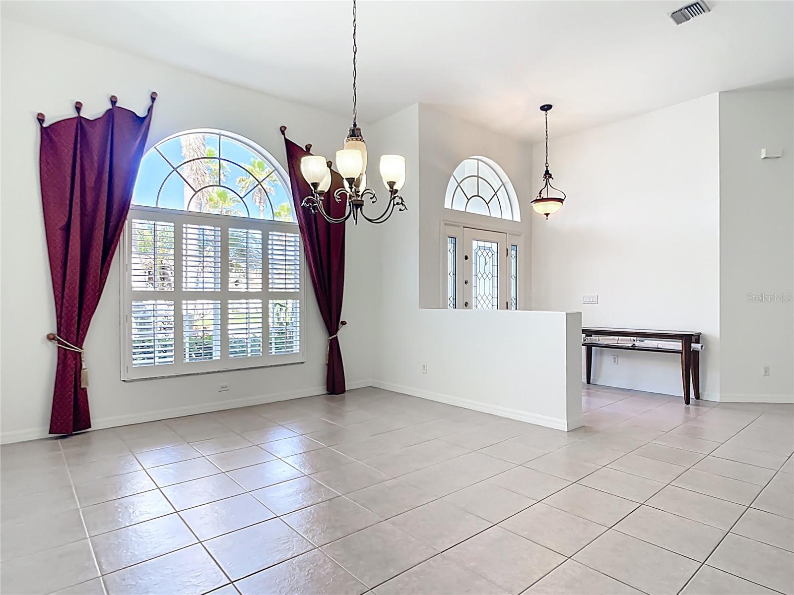 Image 18 of 78 For 4239 Corso Venetia Boulevard