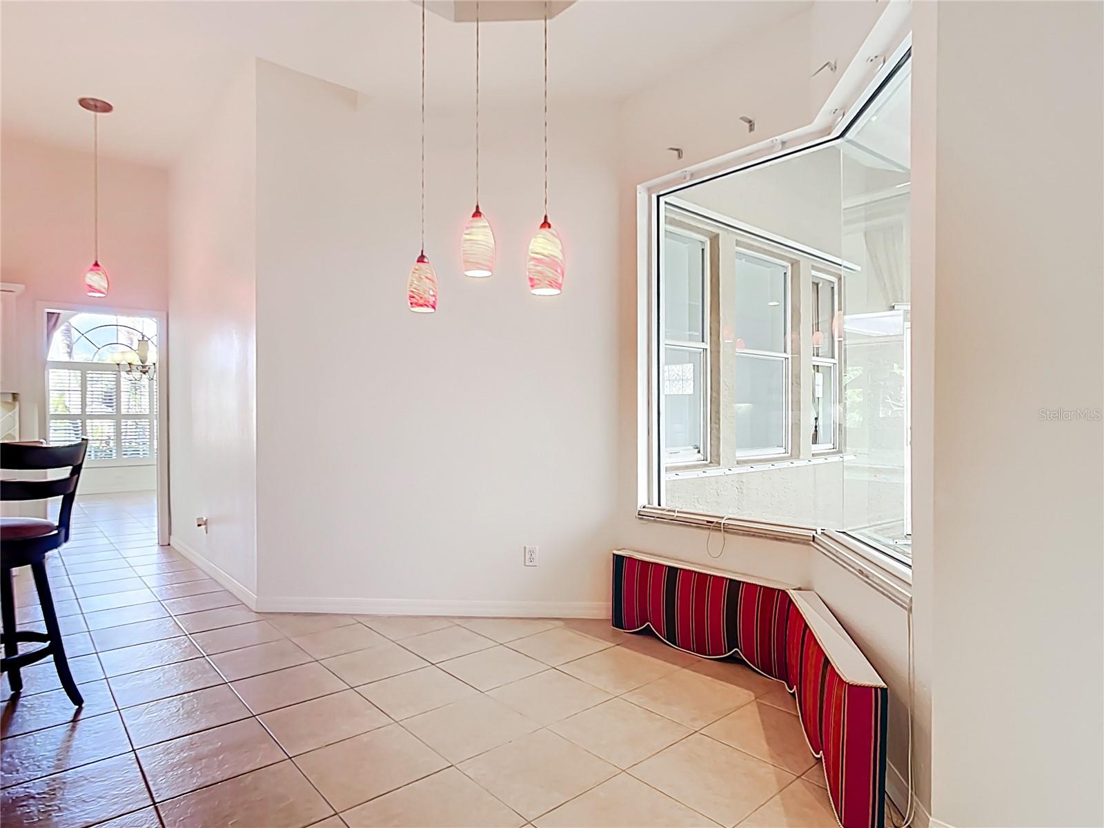 Image 25 of 78 For 4239 Corso Venetia Boulevard