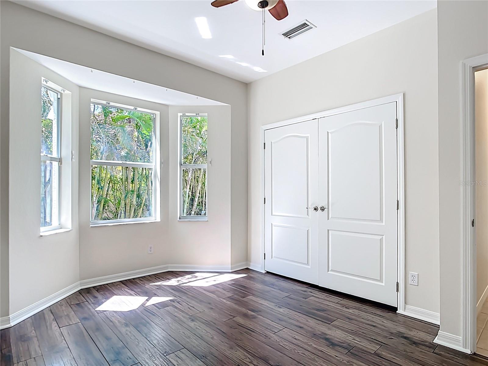 Image 29 of 78 For 4239 Corso Venetia Boulevard