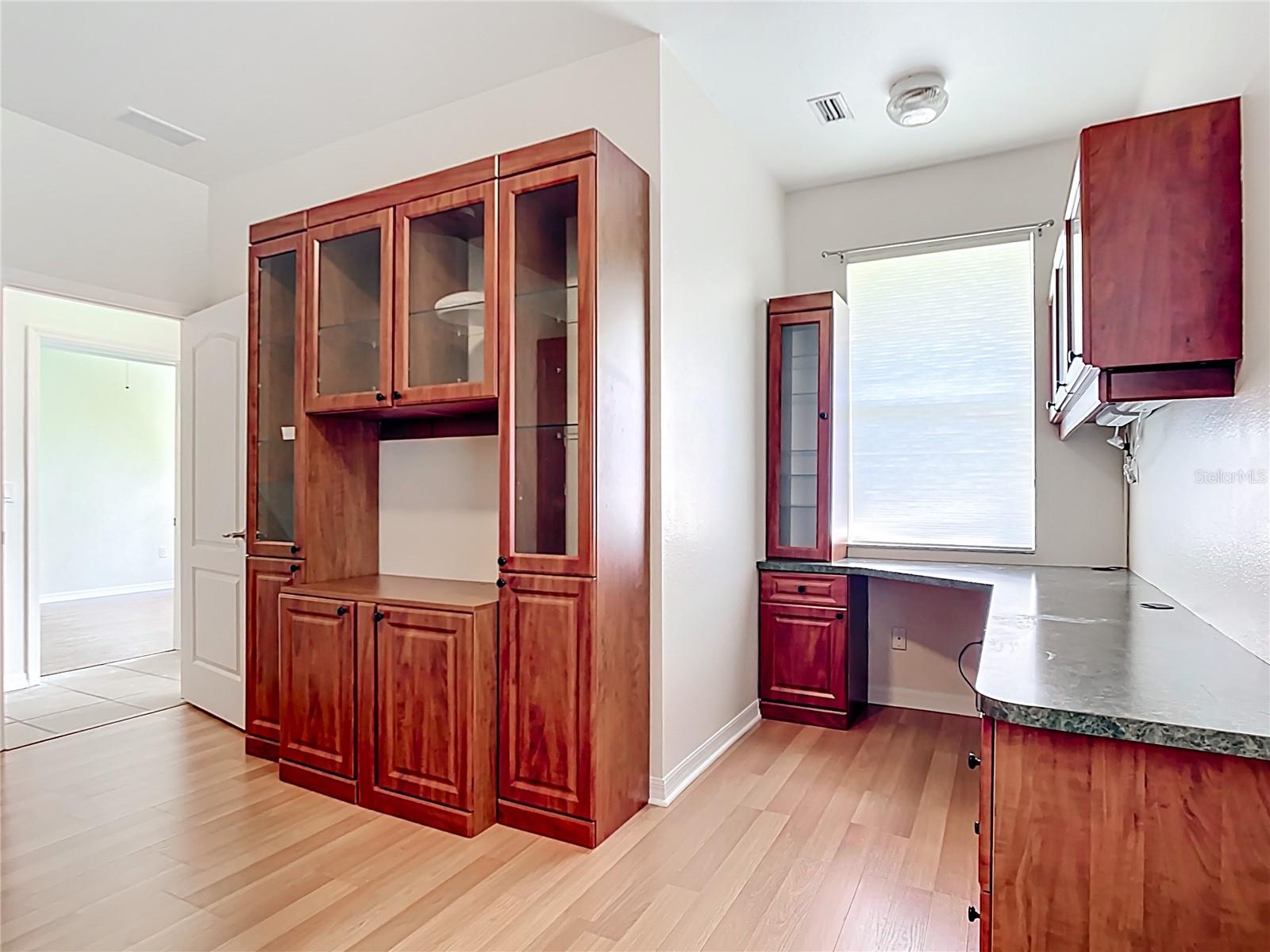 Image 36 of 78 For 4239 Corso Venetia Boulevard