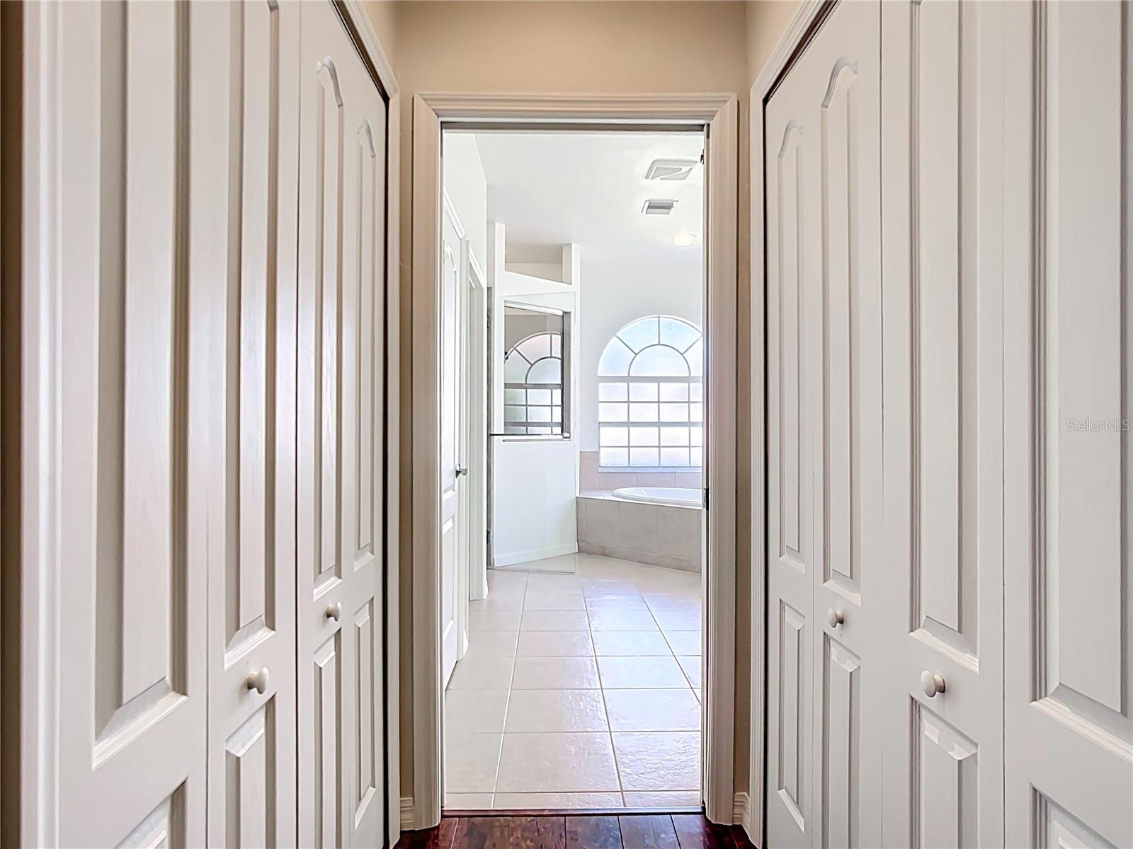 Image 45 of 78 For 4239 Corso Venetia Boulevard