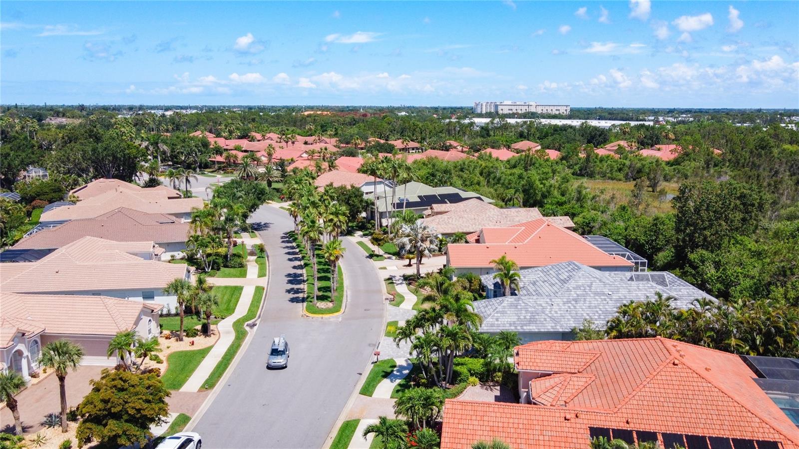 Image 58 of 78 For 4239 Corso Venetia Boulevard