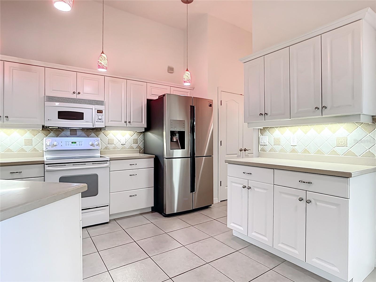 Image 6 of 78 For 4239 Corso Venetia Boulevard