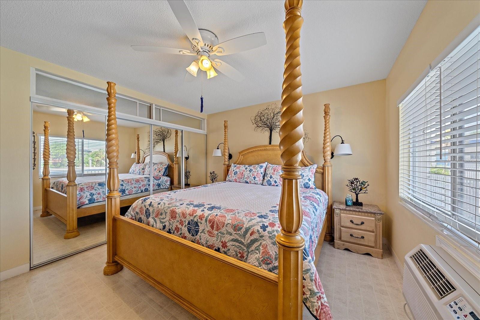 Image 21 of 27 For 475 Benjamin Franklin Drive 211