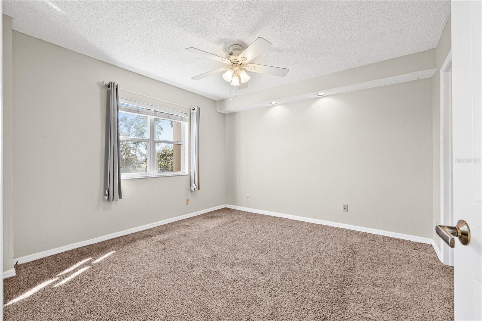 Image 17 of 28 For 2320 Terra Ceia Bay Boulevard 305