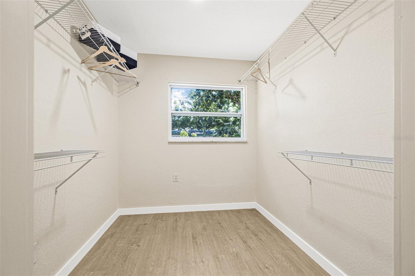 Image 18 of 28 For 2320 Terra Ceia Bay Boulevard 305