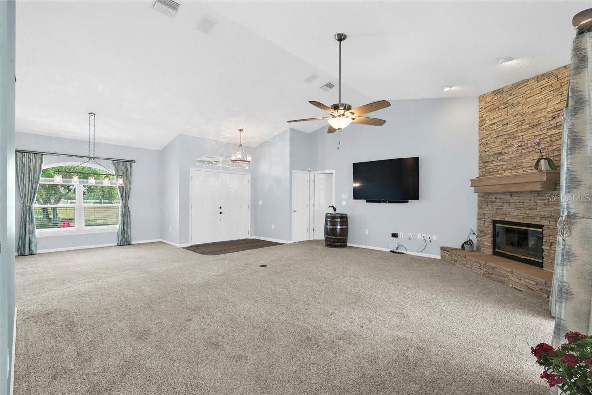 Image 13 of 33 For 10001 289th Street E