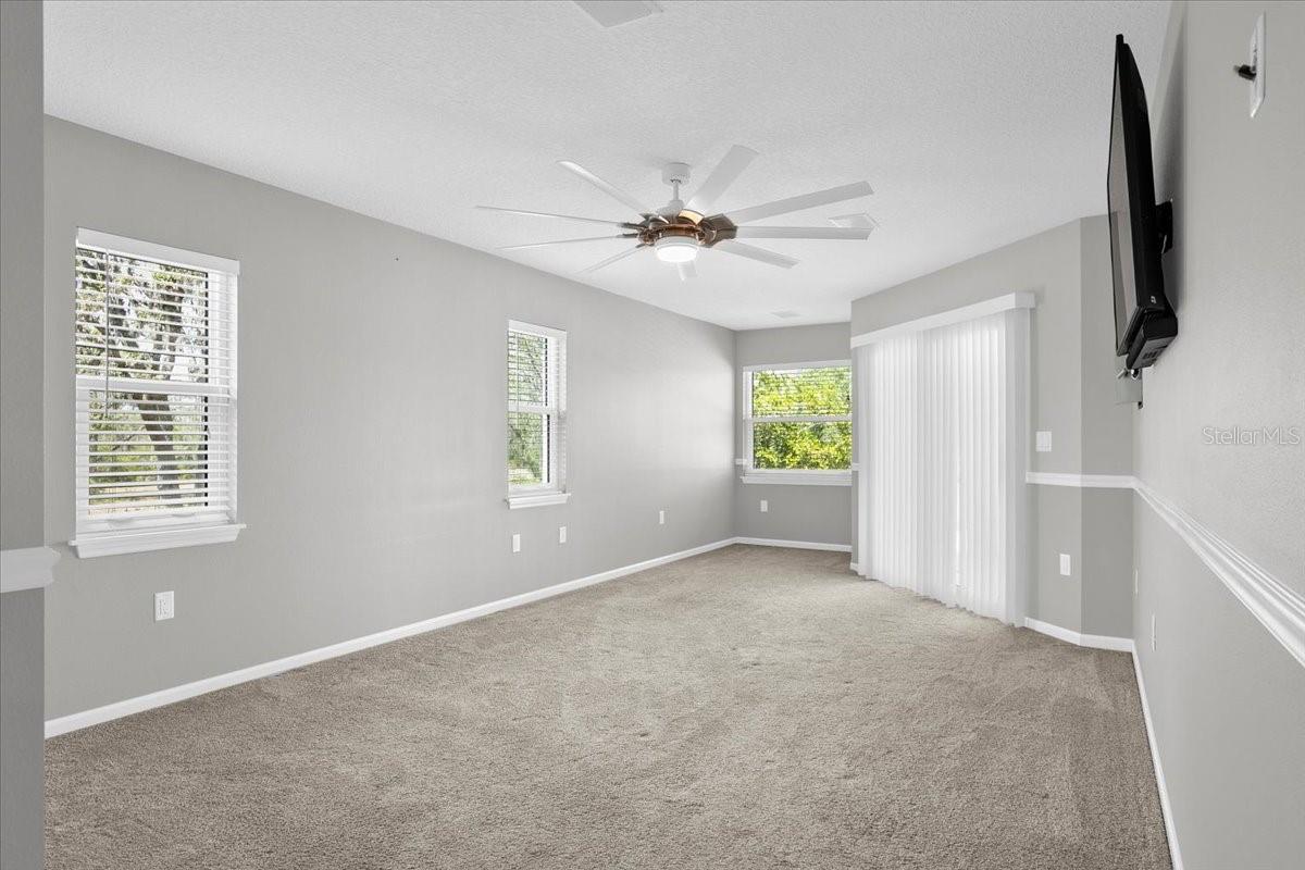 Image 18 of 33 For 10001 289th Street E