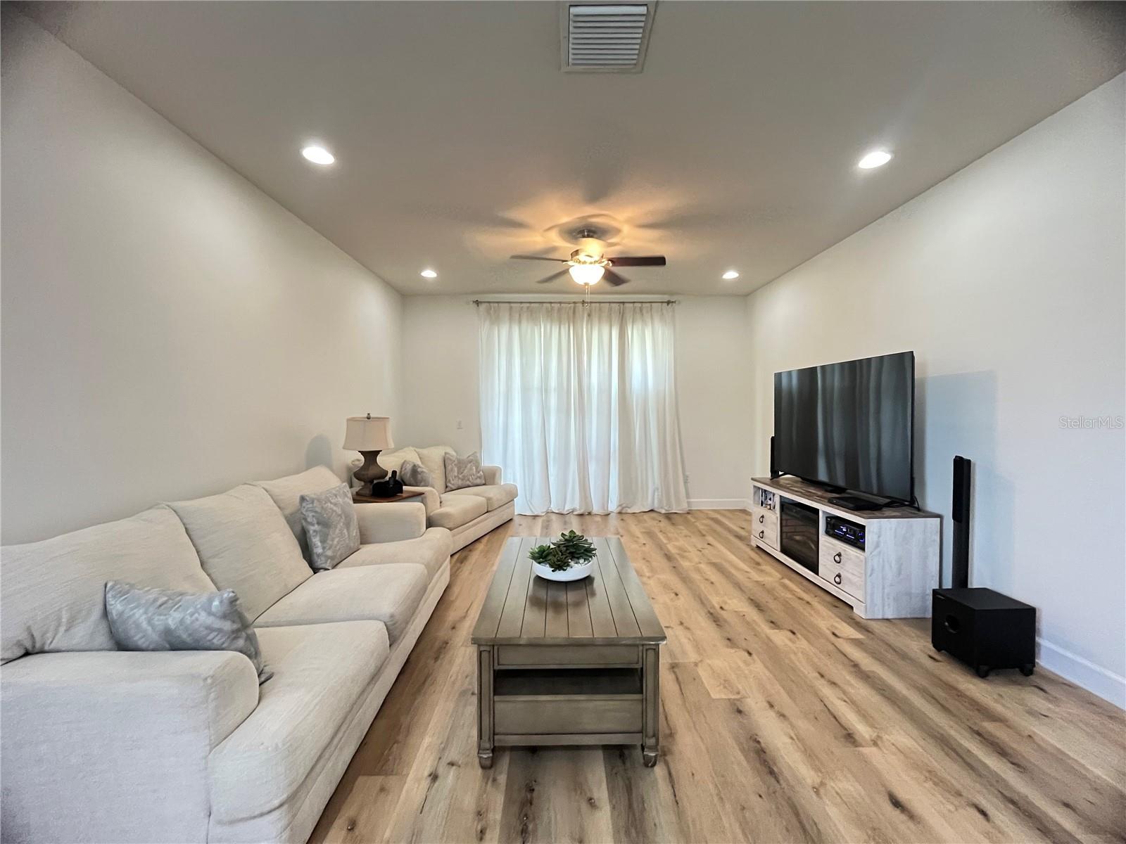 Image 4 of 39 For 4718 Arbor Gate Drive