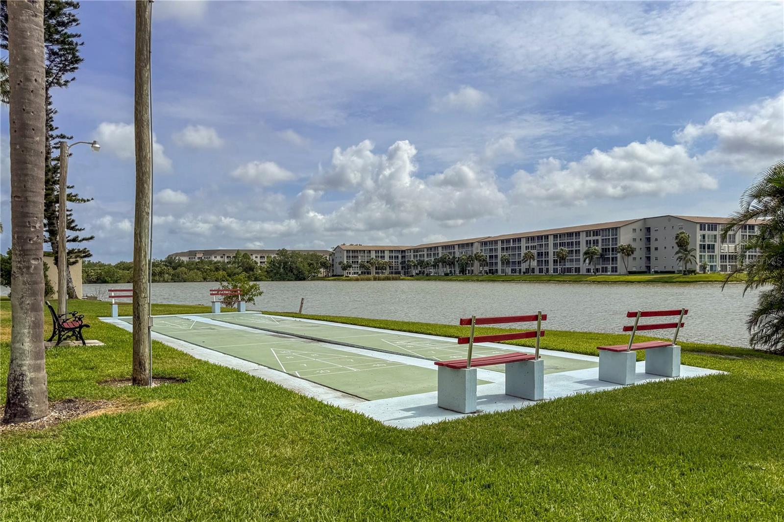 Image 26 of 38 For 4189 Heron Way 406e