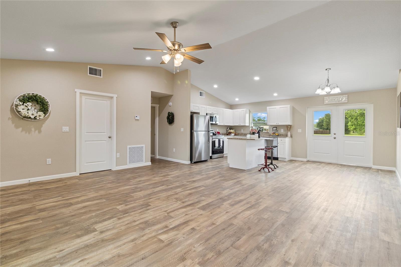 Image 3 of 29 For 1213 Maple Street