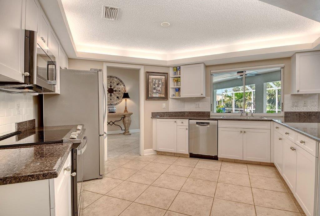 Image 41 of 88 For 1728 Creek Drive