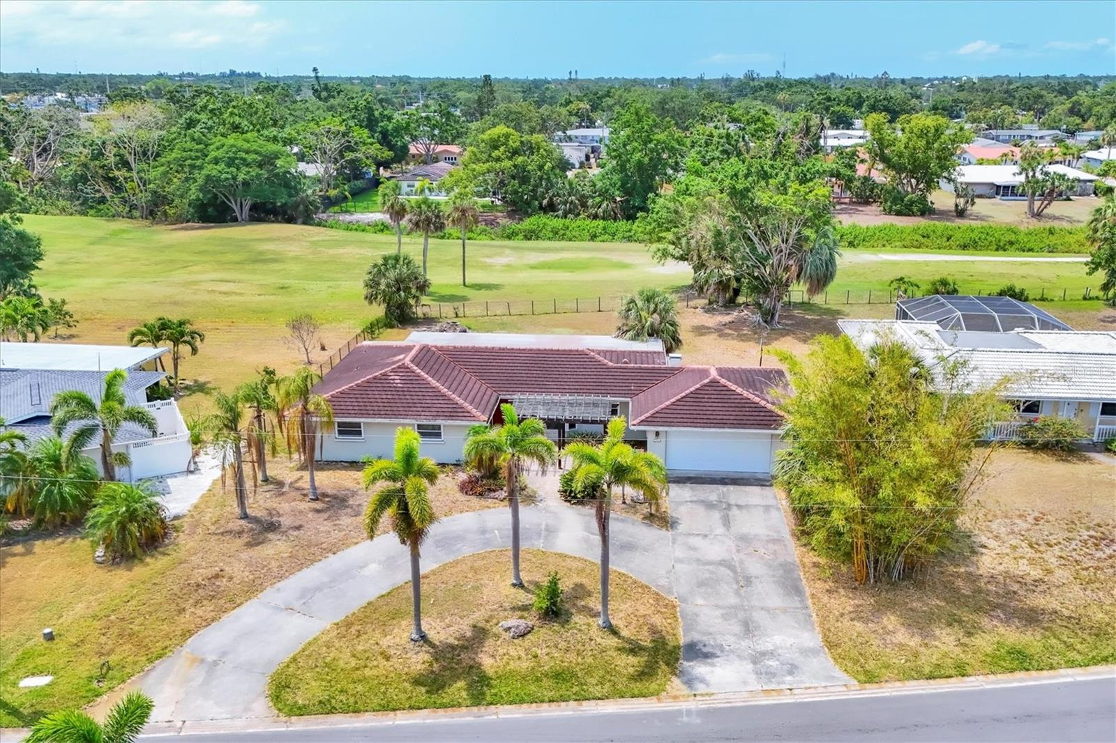 Details for 3432 Pine Valley Drive, SARASOTA, FL 34239