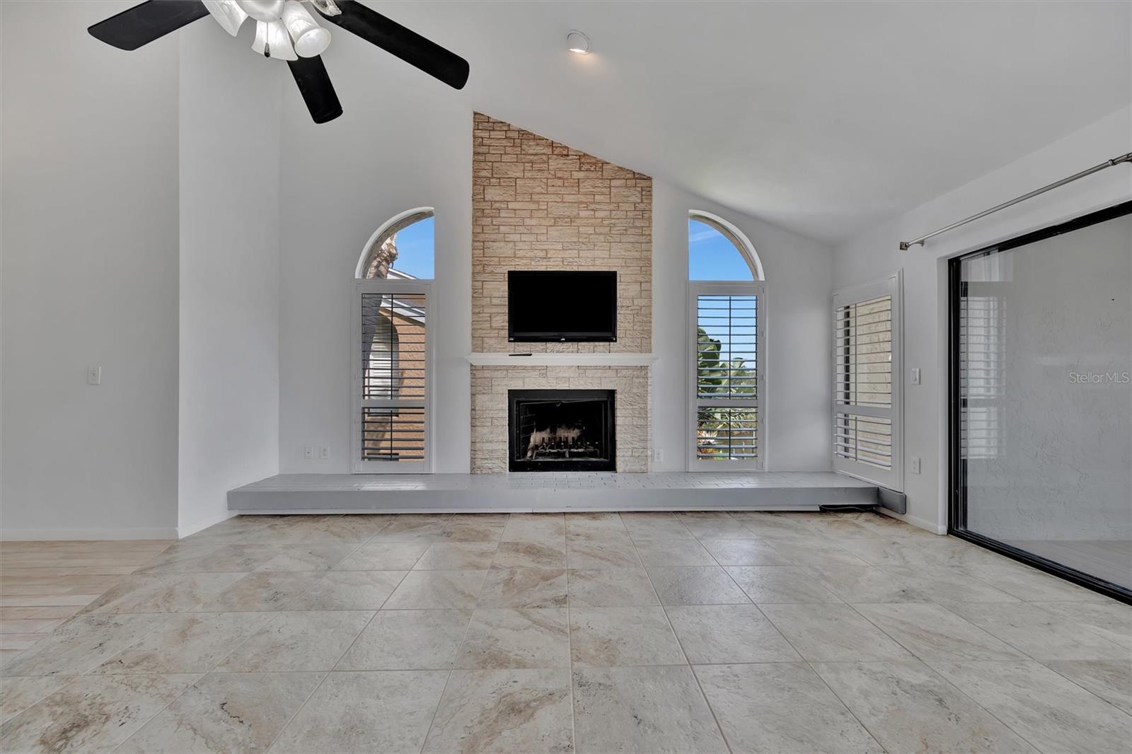 Image 12 of 69 For 8710 54th Avenue W 8710