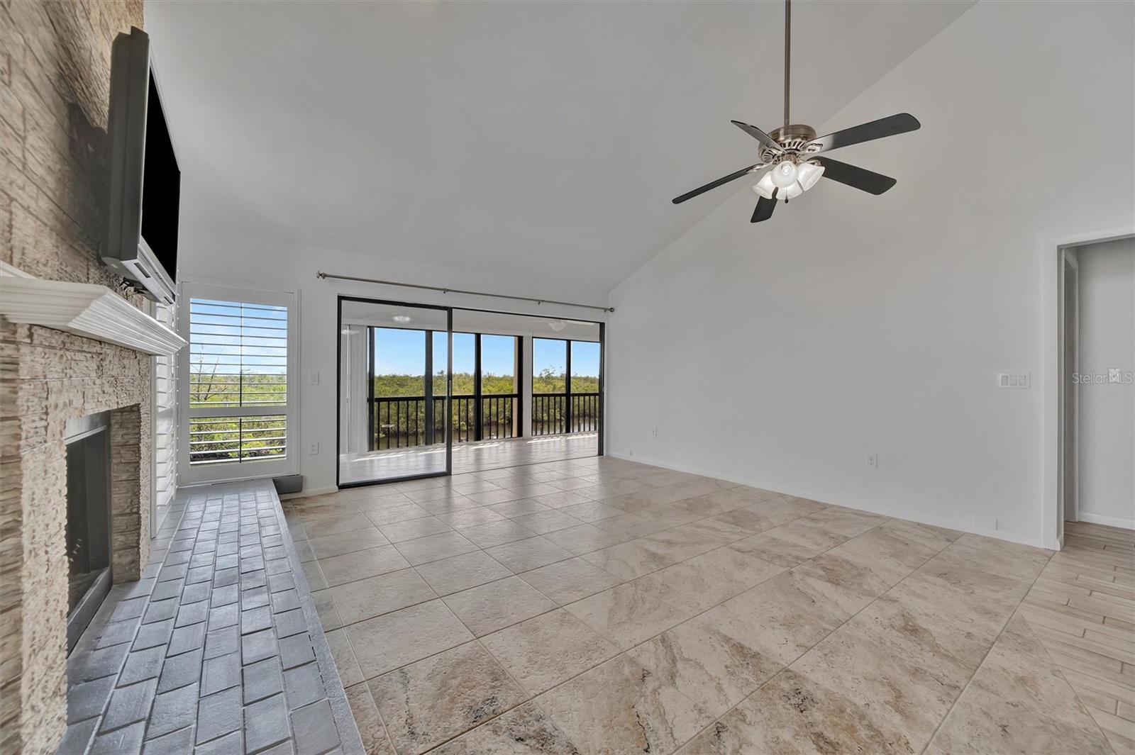 Image 13 of 69 For 8710 54th Avenue W 8710