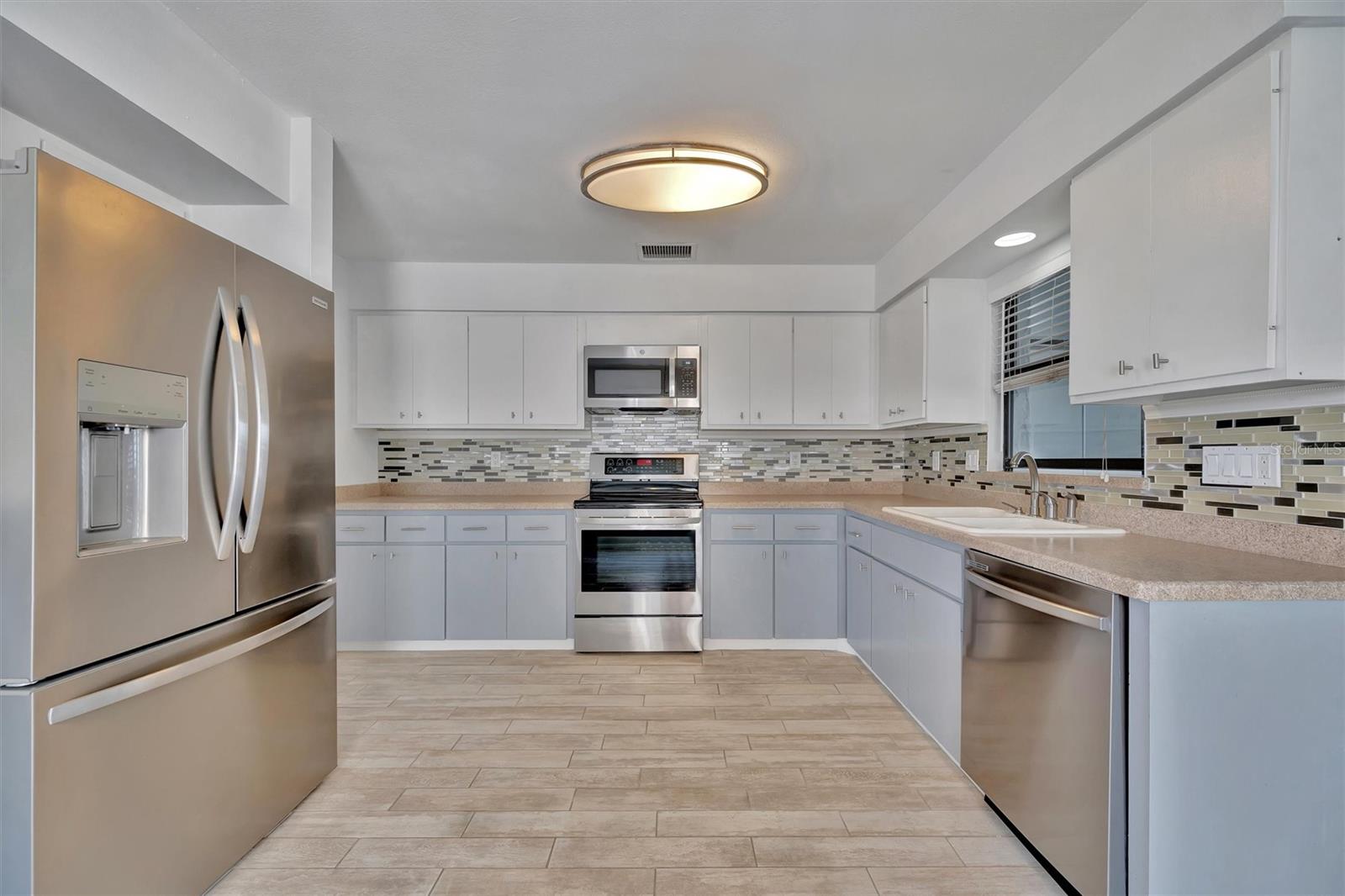 Image 19 of 69 For 8710 54th Avenue W 8710