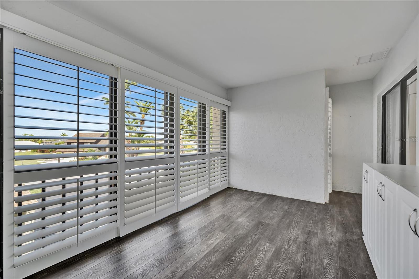 Image 30 of 69 For 8710 54th Avenue W 8710