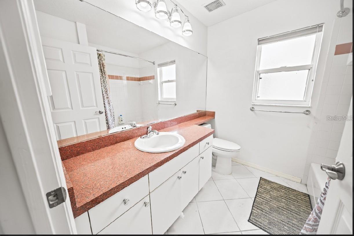 Image 15 of 29 For 4621 34th Court E