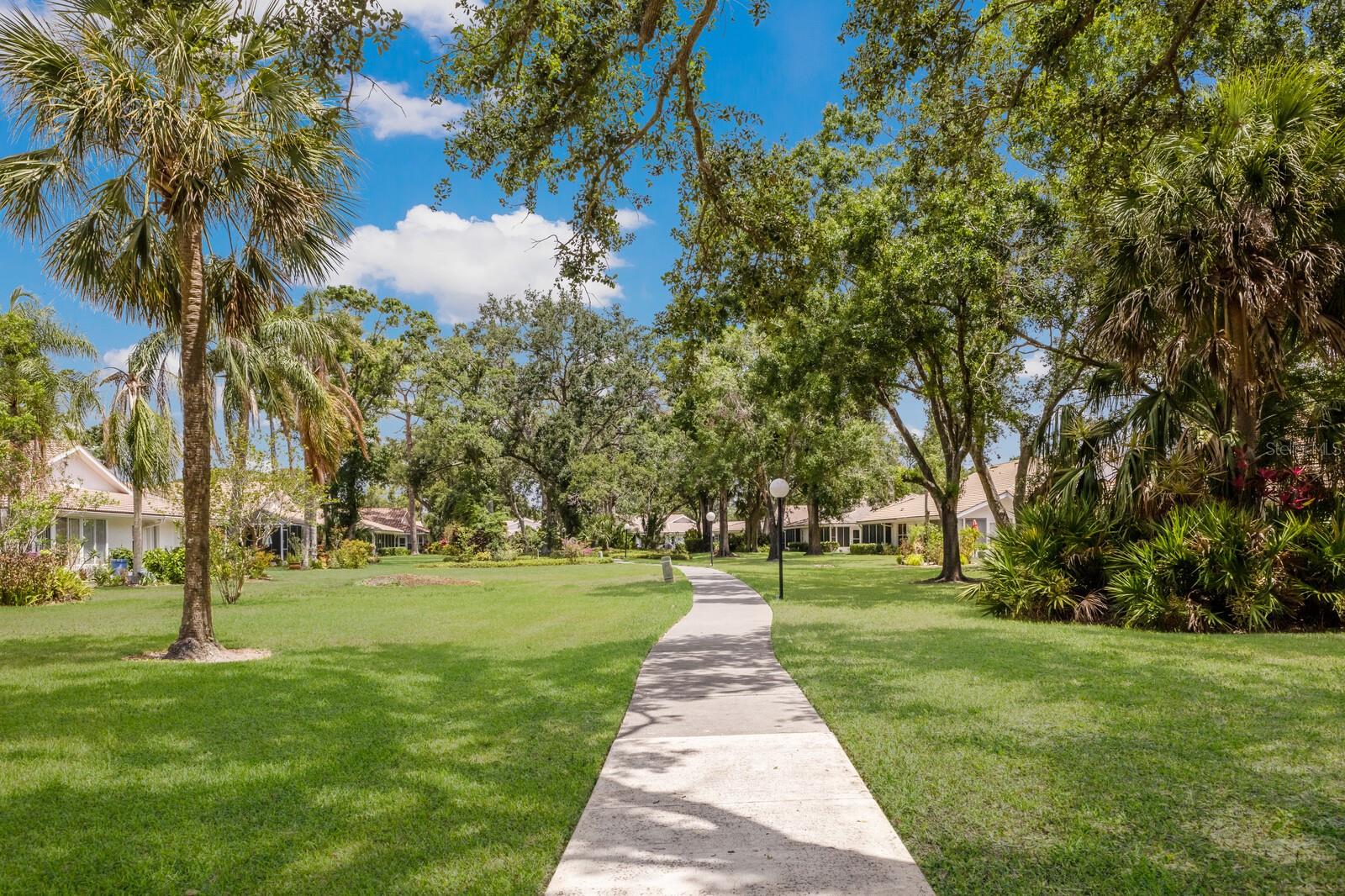 Image 26 of 45 For 5712 Garden Lakes Drive