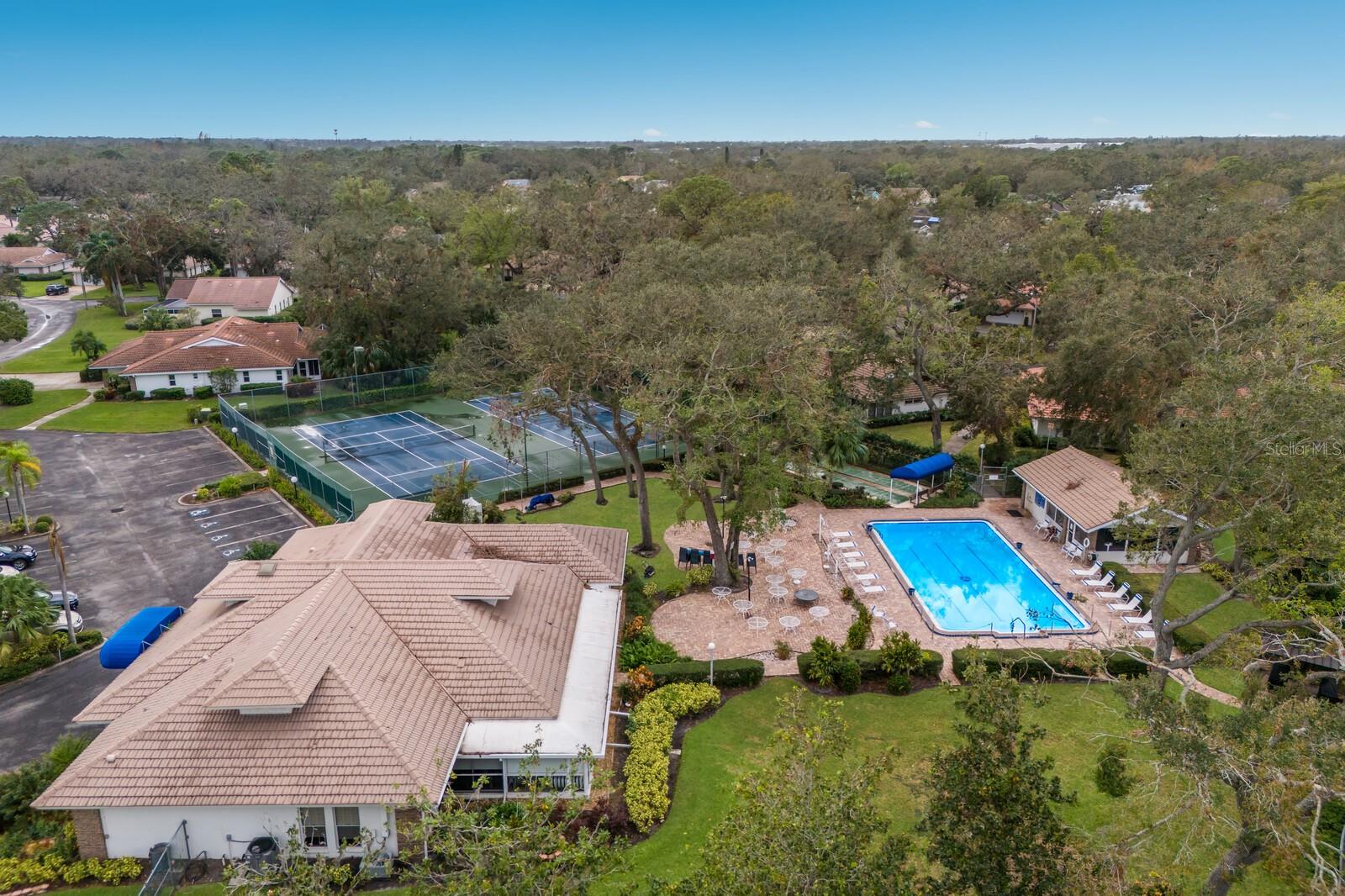 Image 28 of 45 For 5712 Garden Lakes Drive