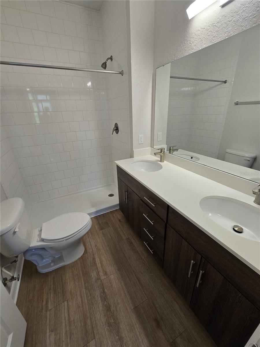 Image 16 of 23 For 6545 Brook Village Cove 202