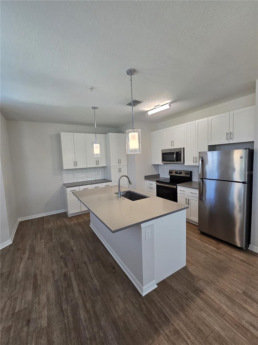 Image 9 of 23 For 6545 Brook Village Cove 202
