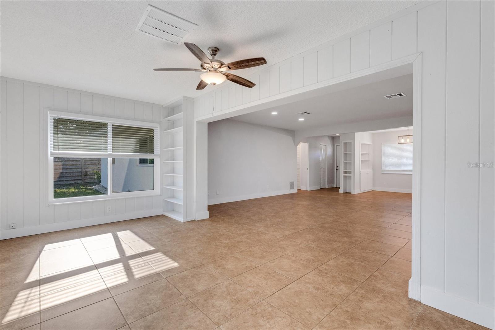 Image 10 of 58 For 2707 Grove Street