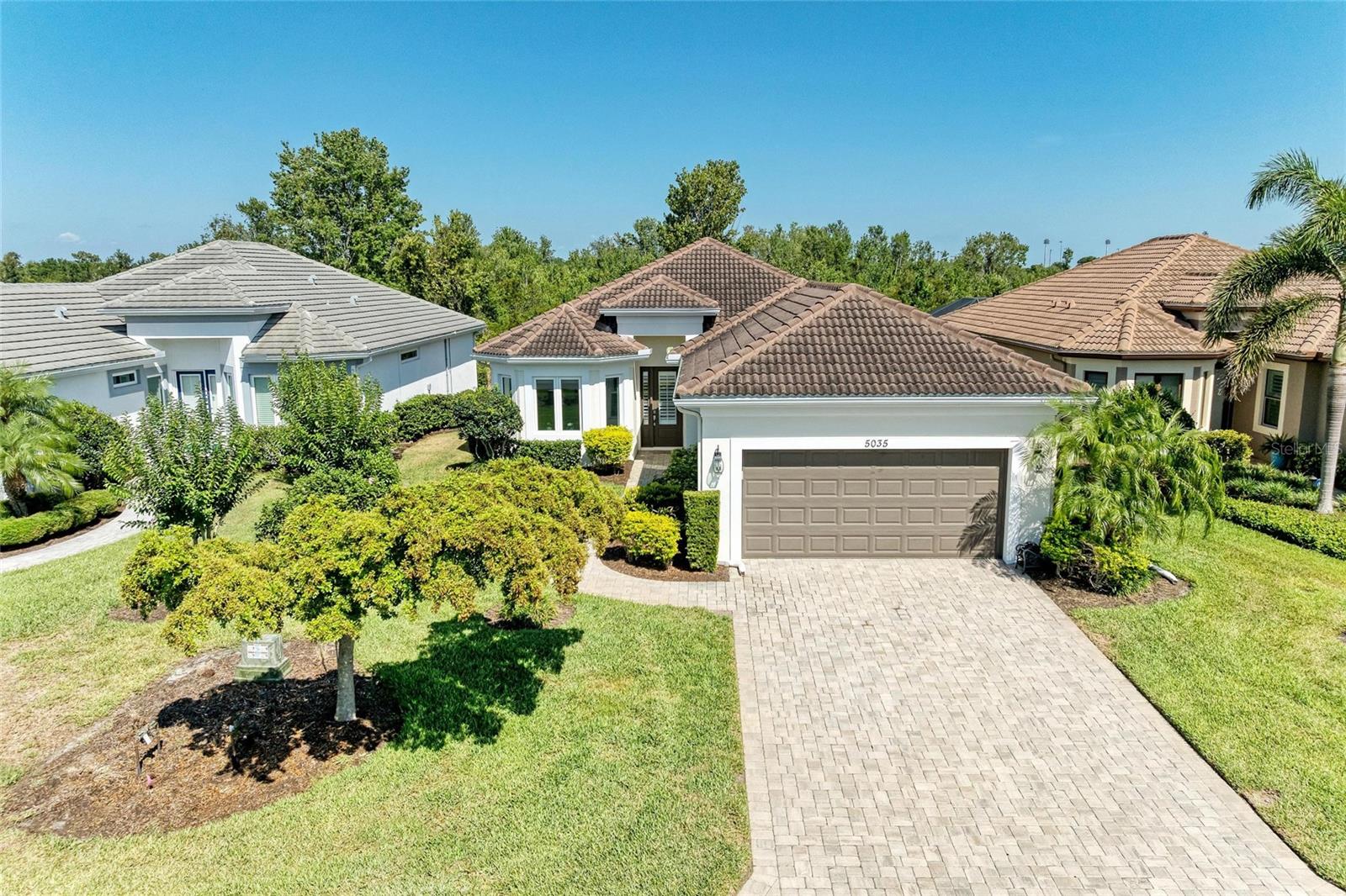 Image 11 of 97 For 5035 Tobermory Way
