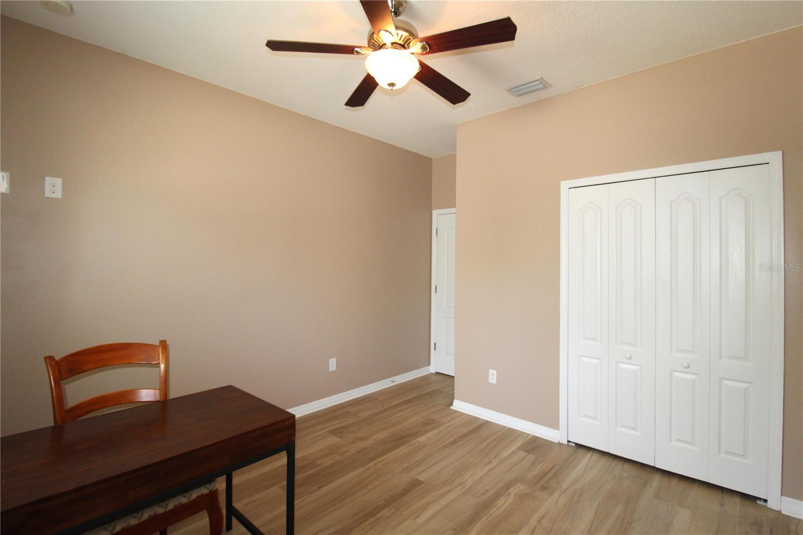 Image 17 of 26 For 8463 Karpeal Drive