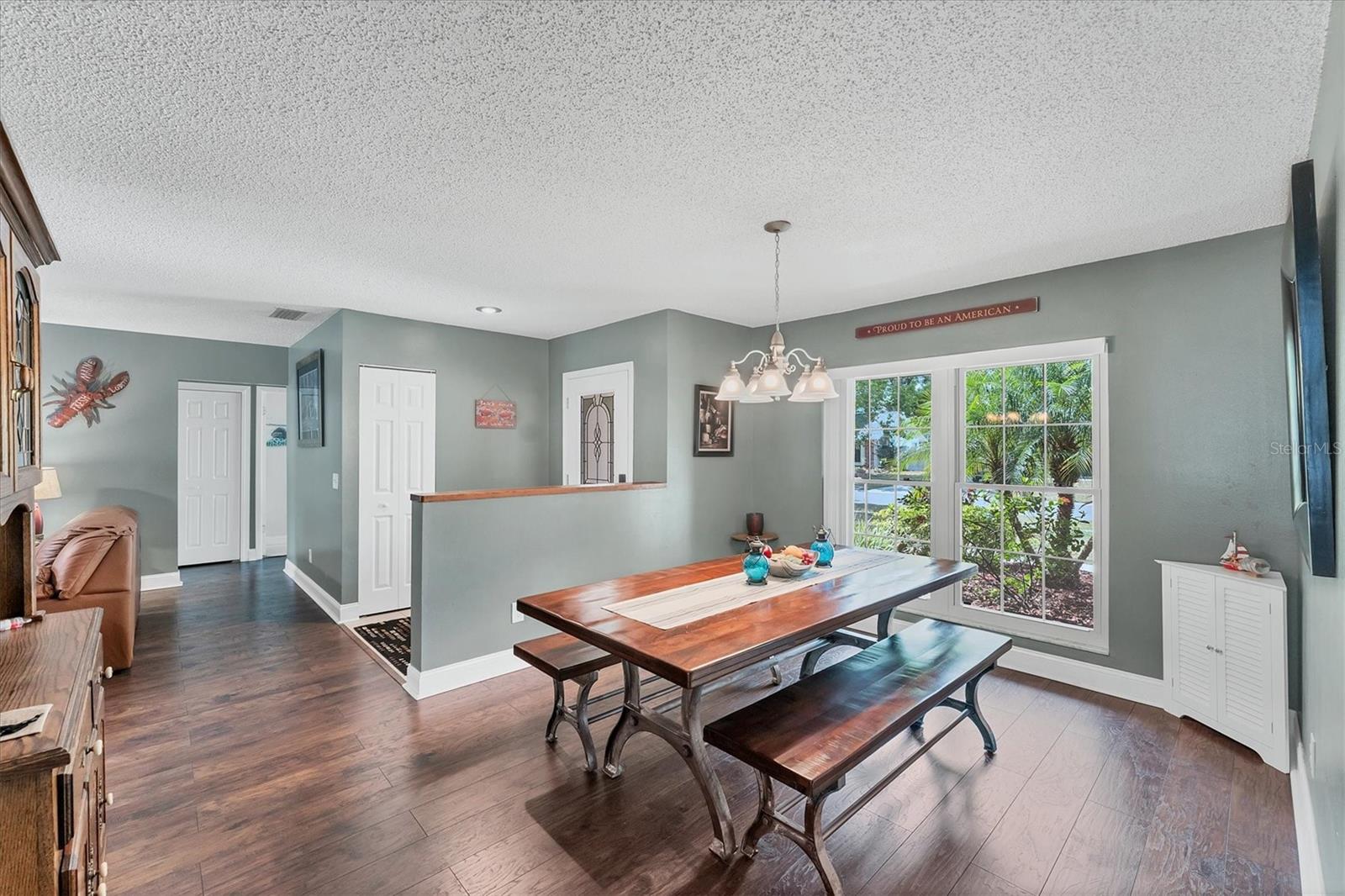 Image 4 of 29 For 1612 Shady Leaf Drive