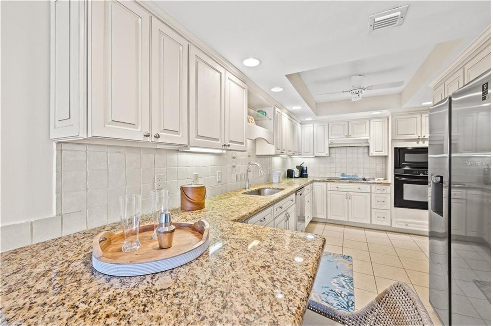 Image 5 of 17 For 1212 Benjamin Franklin Drive 701
