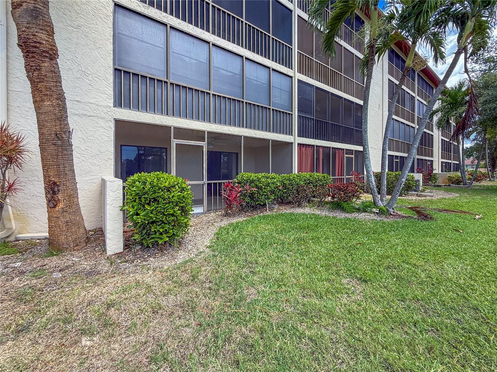Image 6 of 39 For 7500 40th Avenue W 108