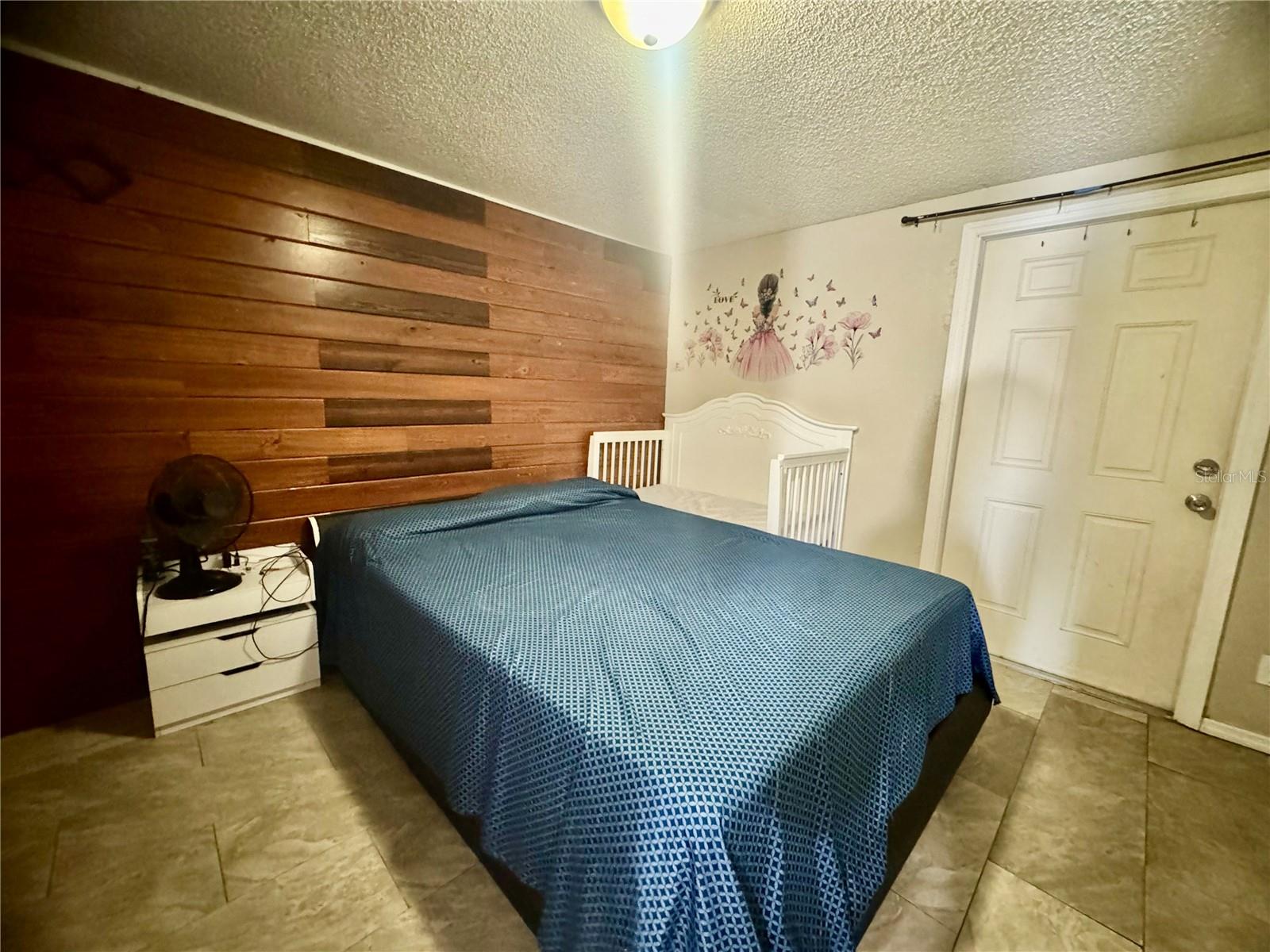 Image 15 of 17 For 613 33rd Avenue E